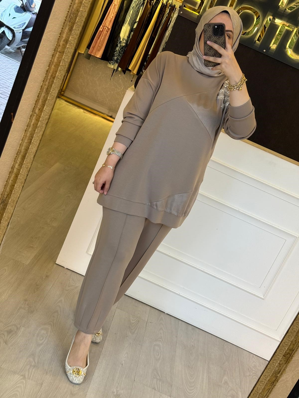 FUAT GÜRSEN Payet İşlemeli Tunik Pantolon Takım