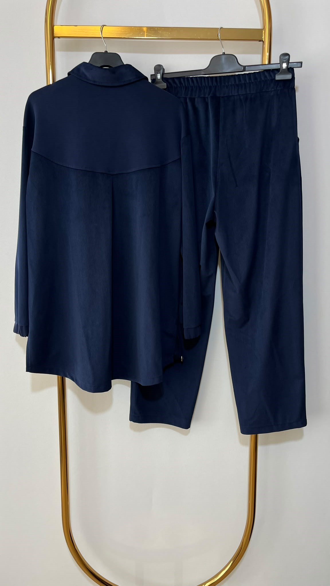 FUAT GÜRSEN Yakalı Rahat Pantolonlu Takım