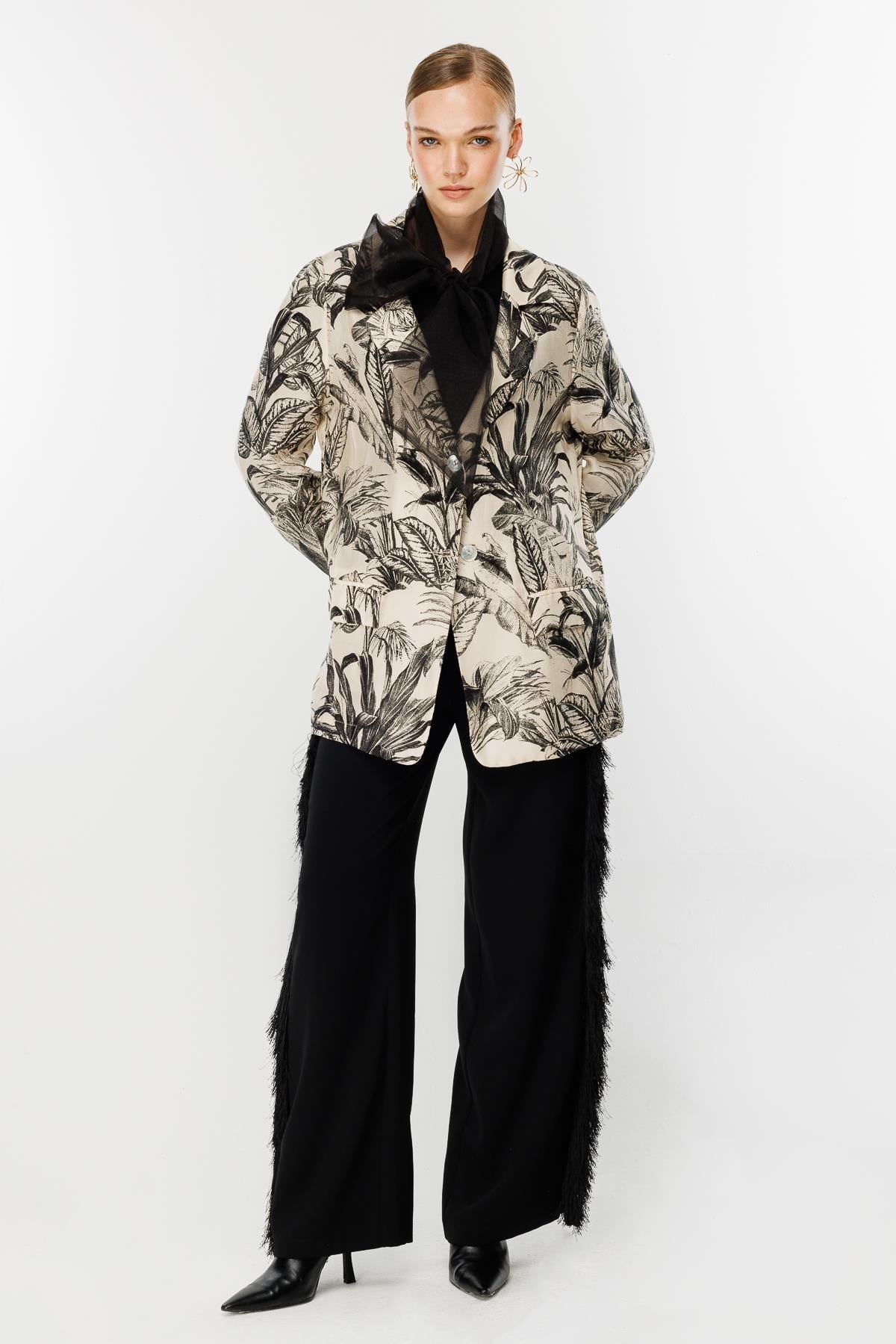GHİSA DESENLİ BLAZER TİP CEKET