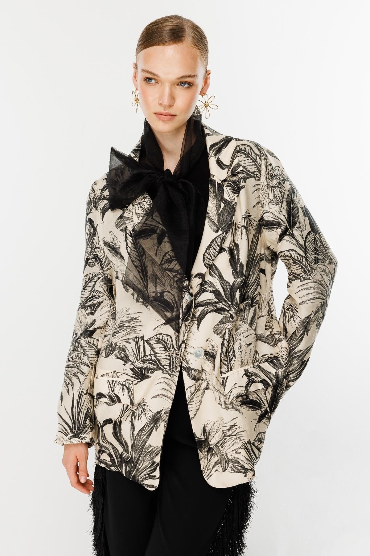 GHİSA DESENLİ BLAZER TİP CEKET