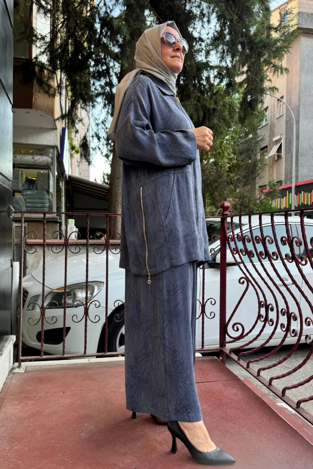 GHİSA DESENLİ GİZLİ DÜĞMELİ TAKIM