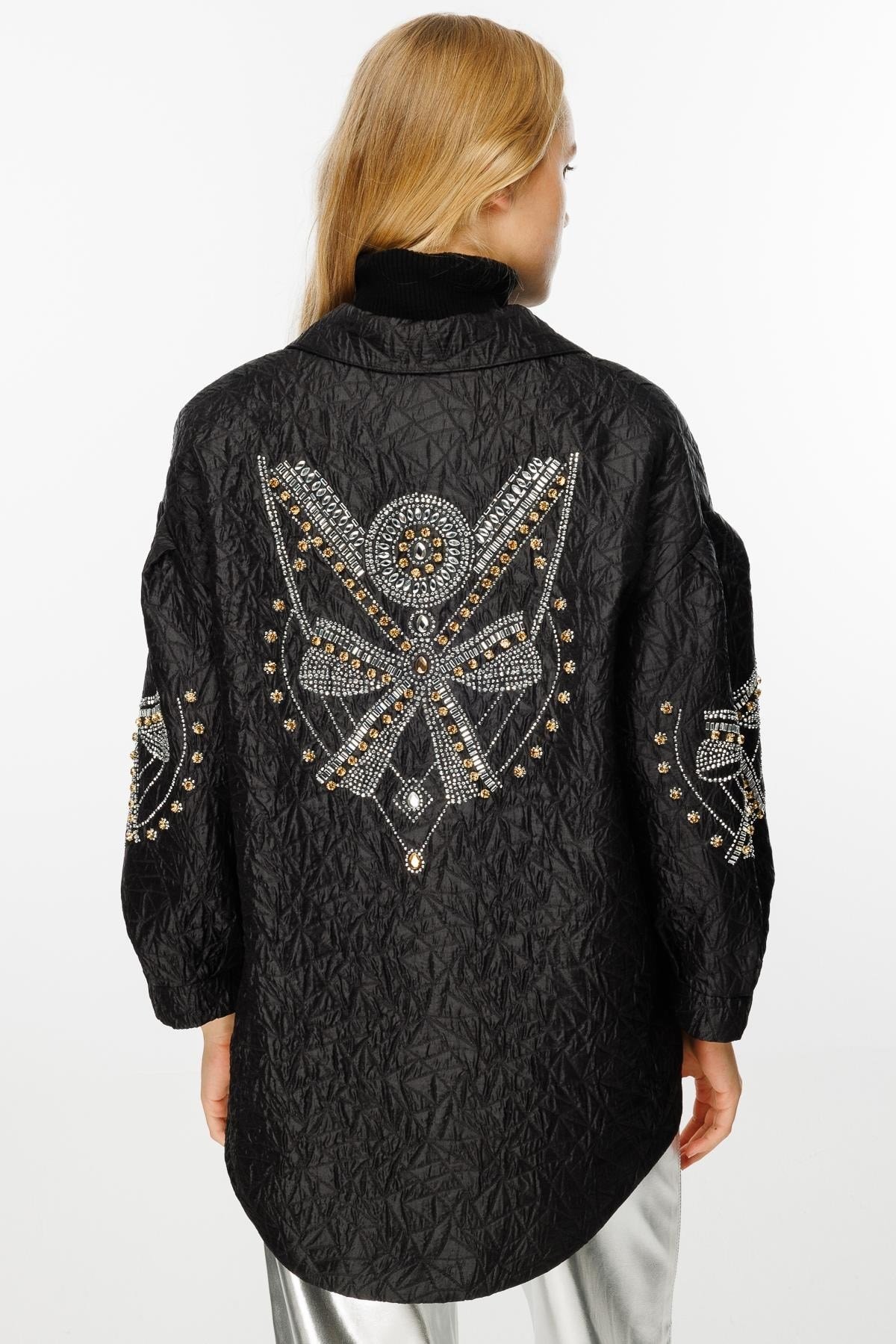 GHİSA SIRT TAŞ DETAYLI BLAZER CEKET