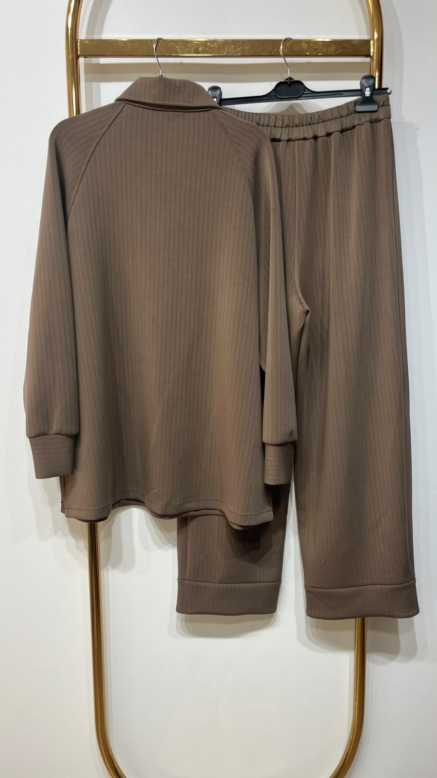 GHISA Yakası Broşlu Takım