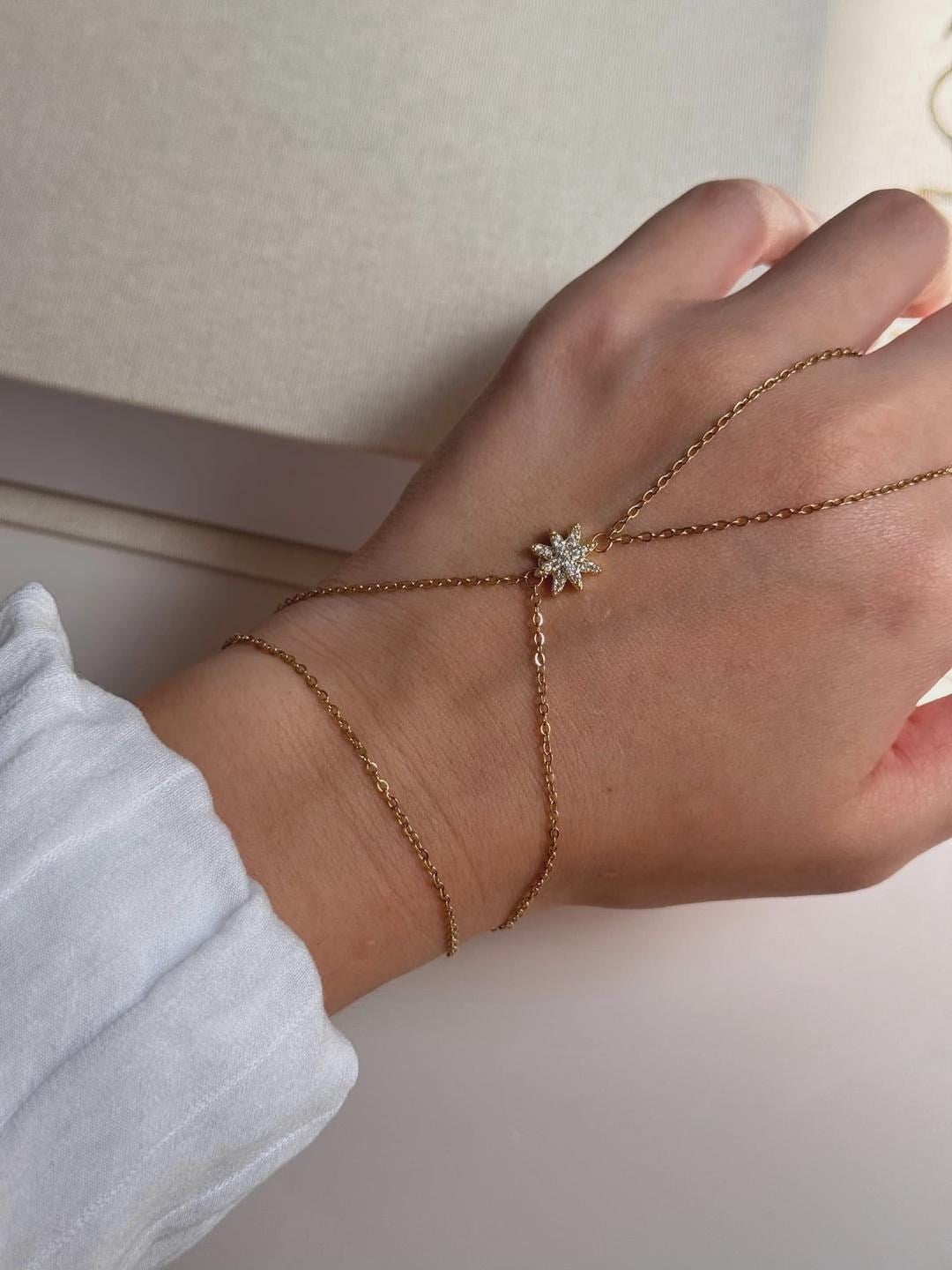 Gold Starburst Hand Chain Bracelet – Dainty Zircon Slave Bracelet, Adjustable Women’s Hand Jewelry Gift