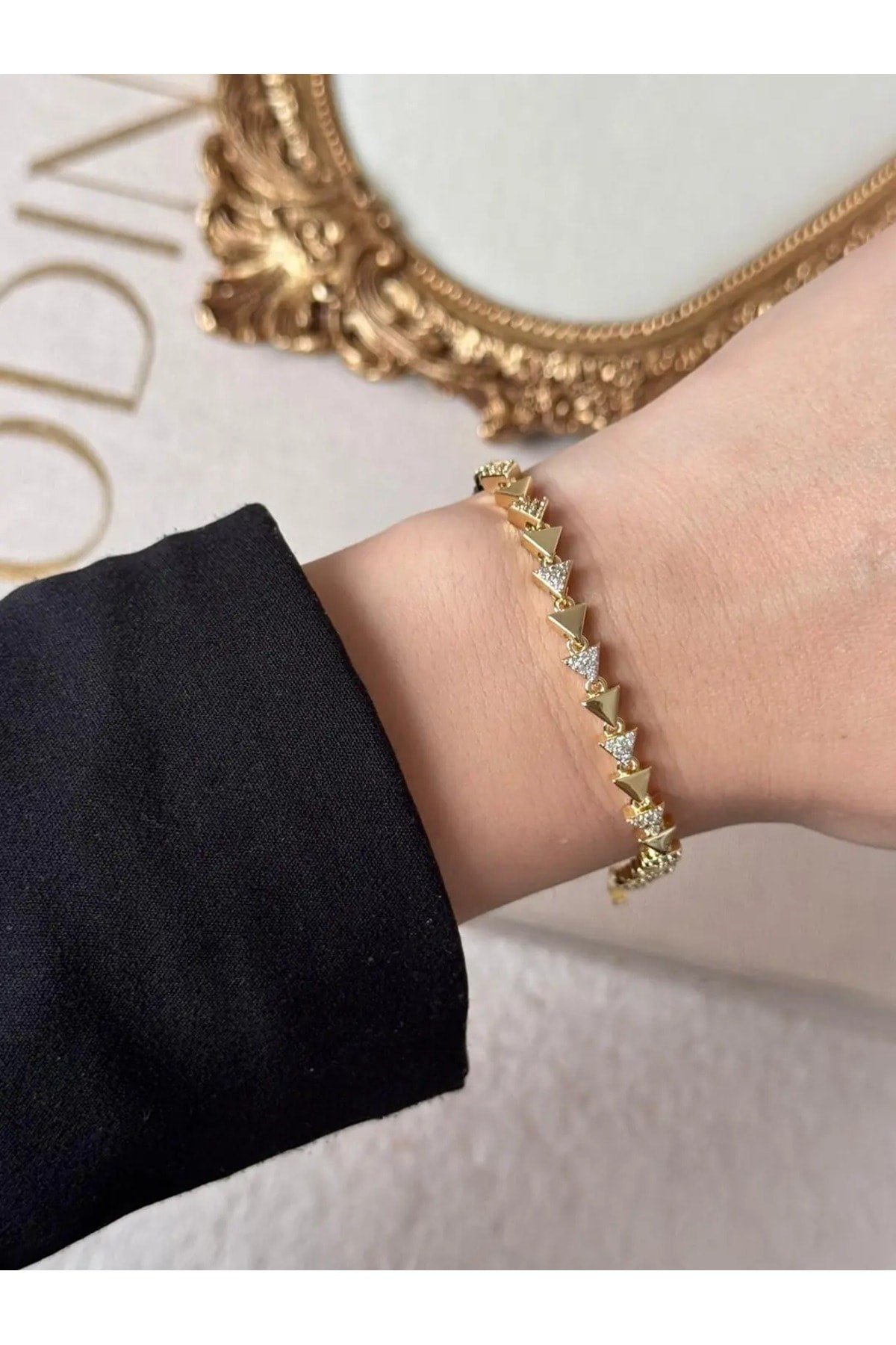 Gold Taşlı Çelik Bileklik Kadın Şık Bileklik