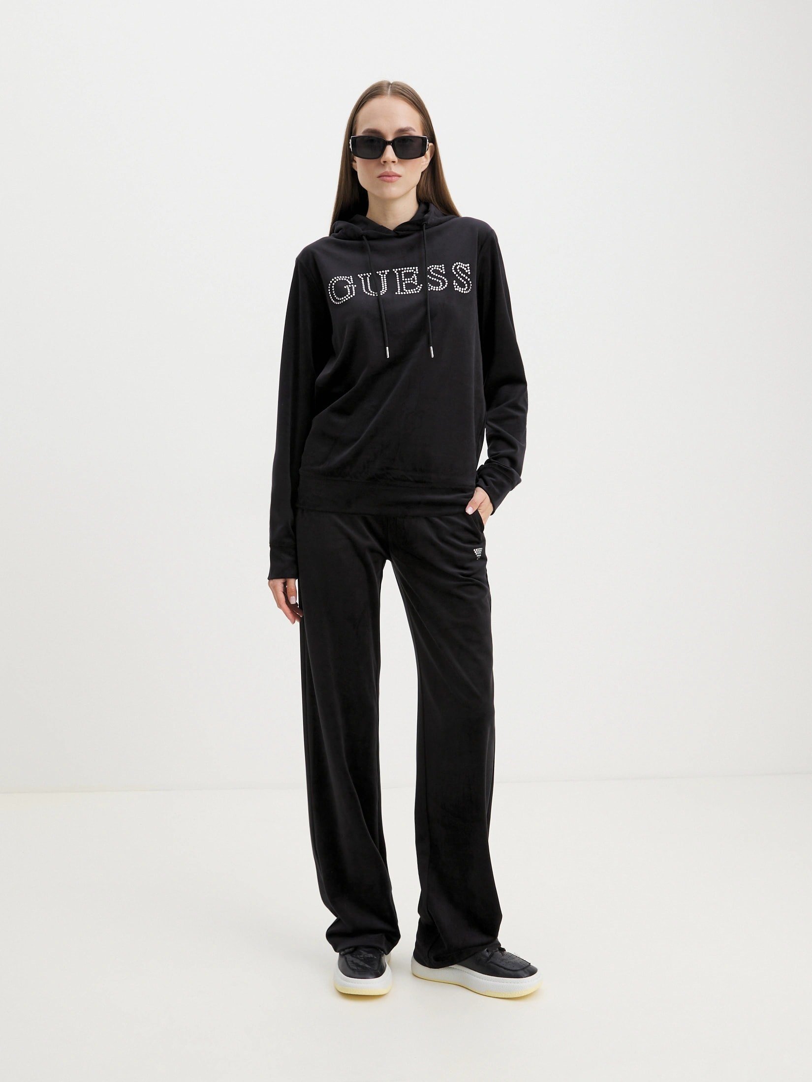 GUESS Önde taşlı logolu sweatshirt
