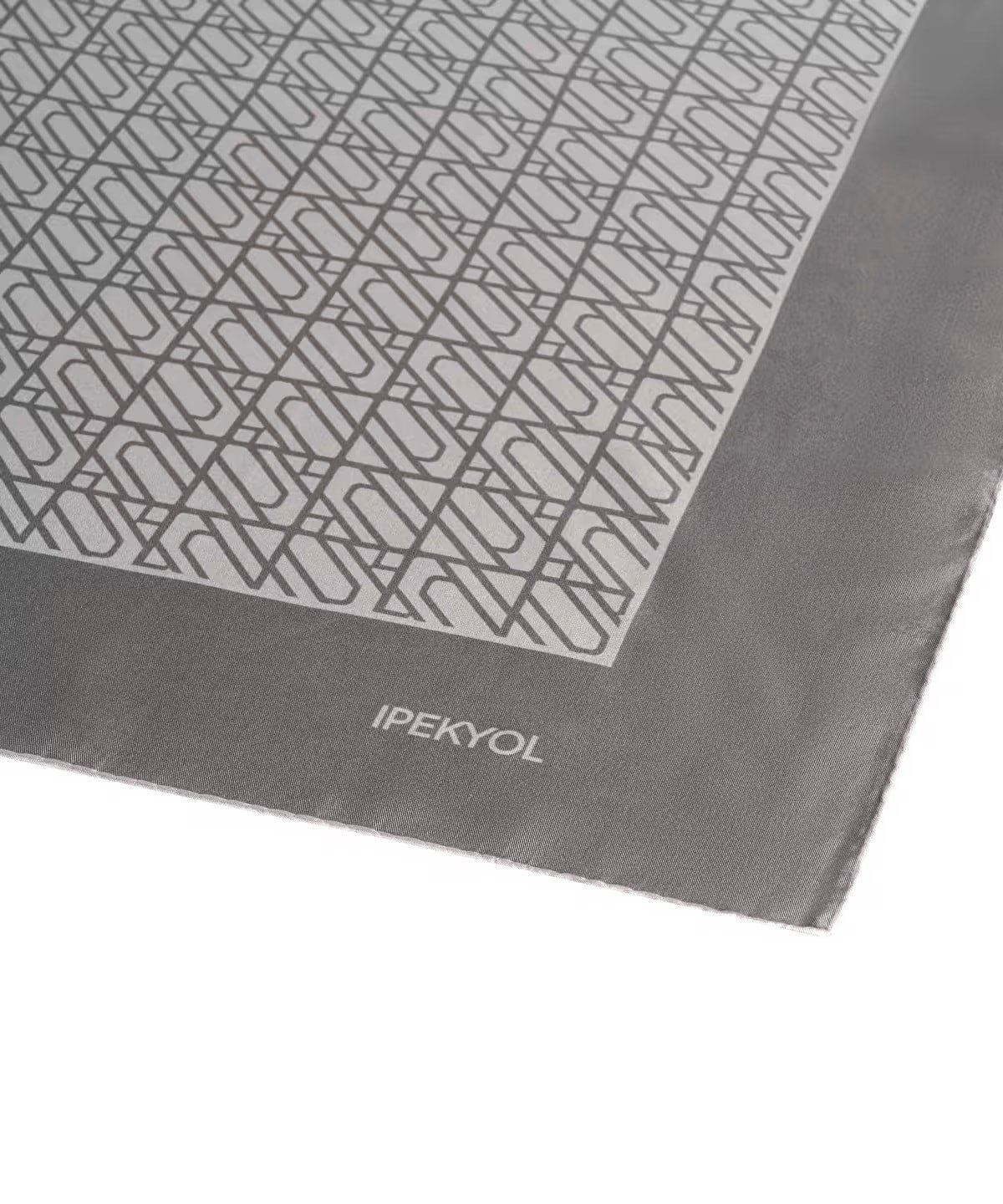 İPEKYOL MONOGRAM İPEK EŞARP