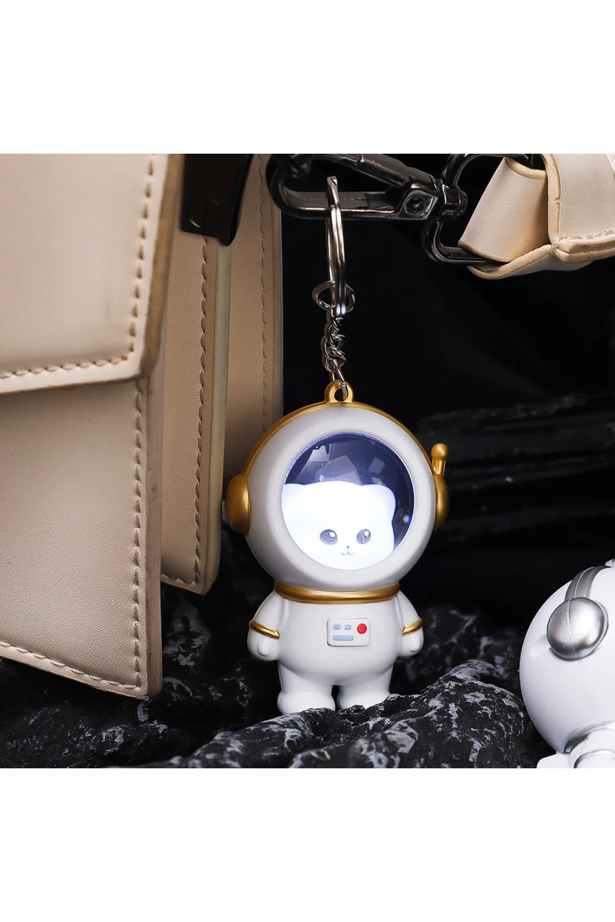 Işıklı 1 Adet Astronot Kedi Veya Panda Model Anahtralık