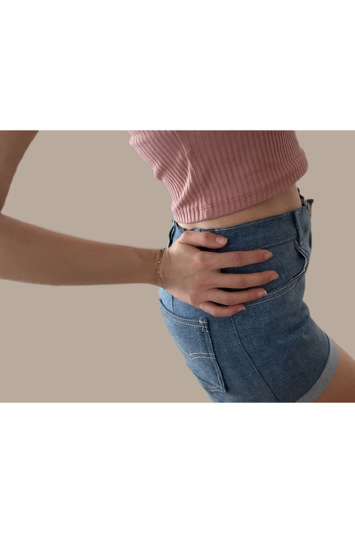 Kadın Basic Likralı Denim Şort
