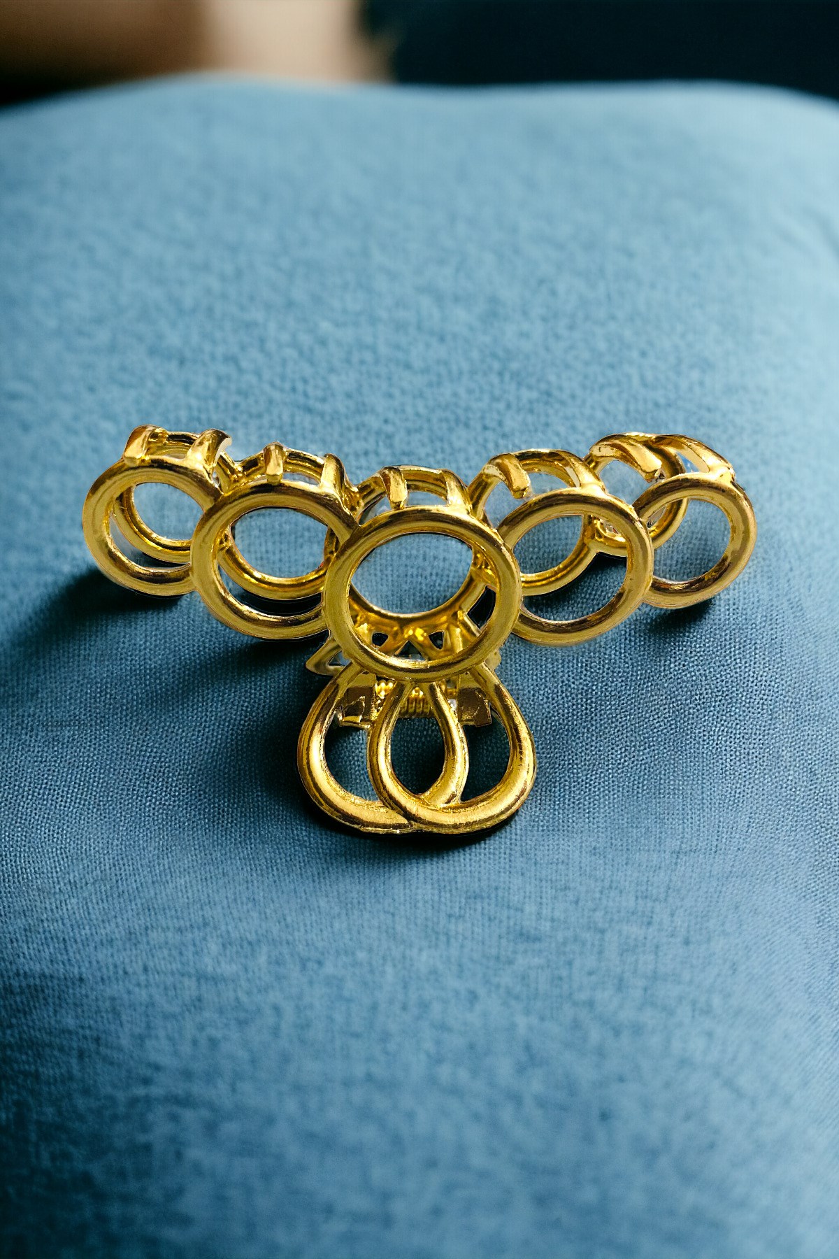 Kadın Halka Model Kararmaz 7 Cm Metal Toka