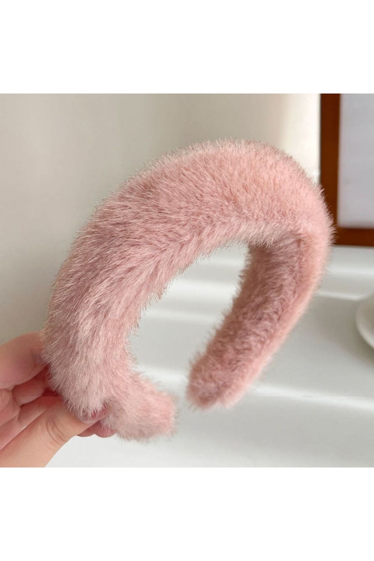 Kadın Kalın Peluş Tüylü Taç