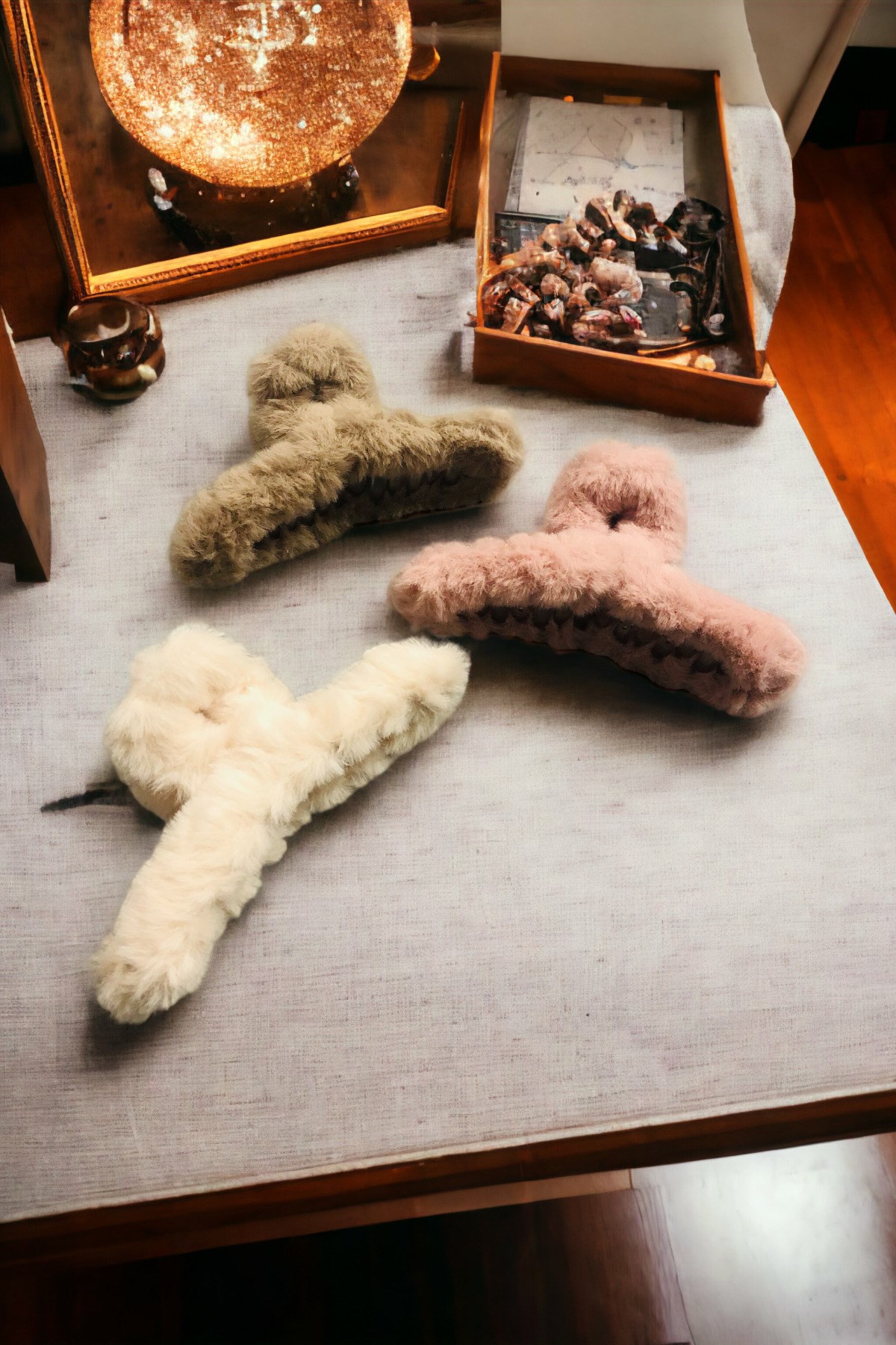 Kadın Peluş Model 3 Adet Büyük Boy 14 Cm Mandal Toka Seti