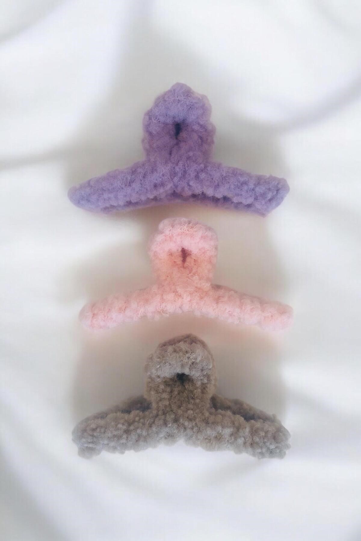 Kadın Peluş Model Kırçıllı 3 Adet Büyük Boy 11 Cm Mandal Toka Seti