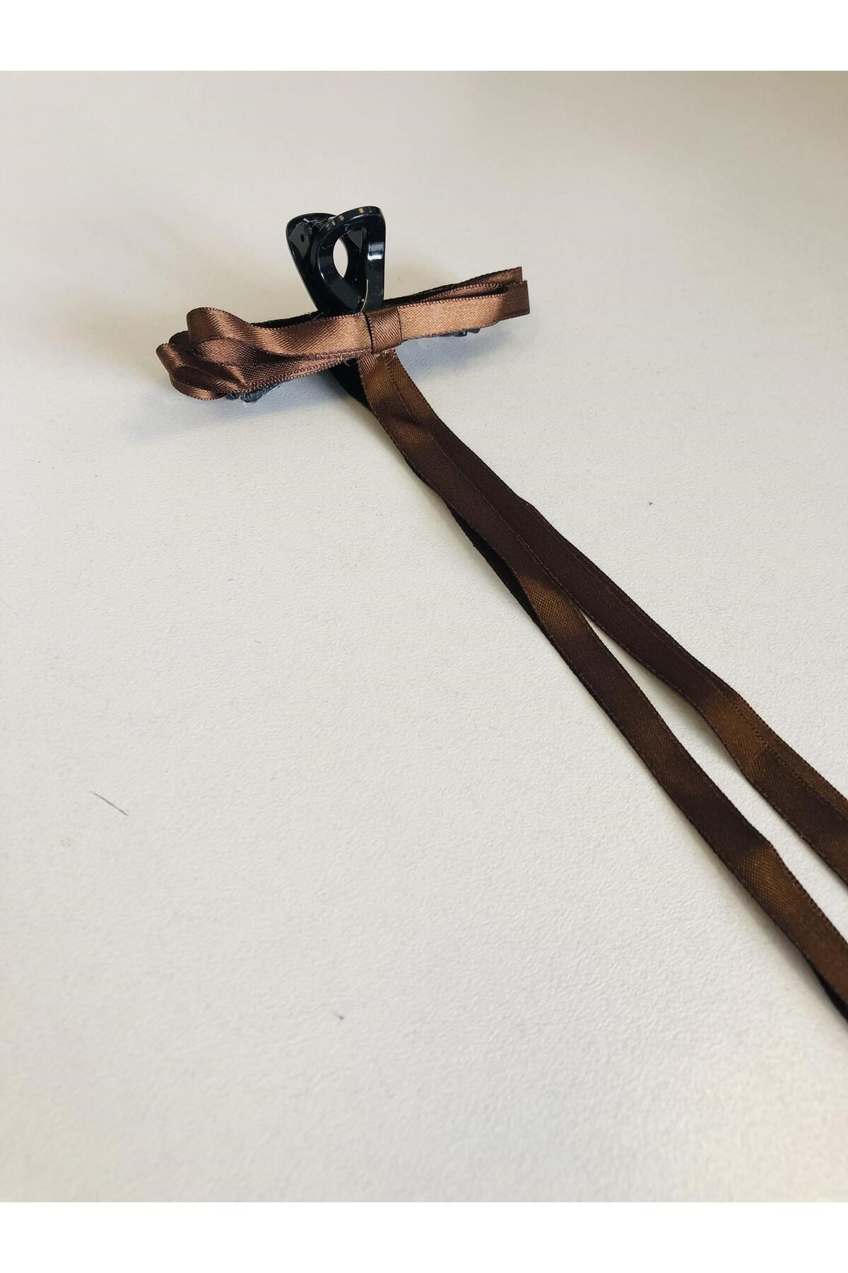 Kadın Renkli Kurdaleli Siyah Mandal Toka (10 Cm)