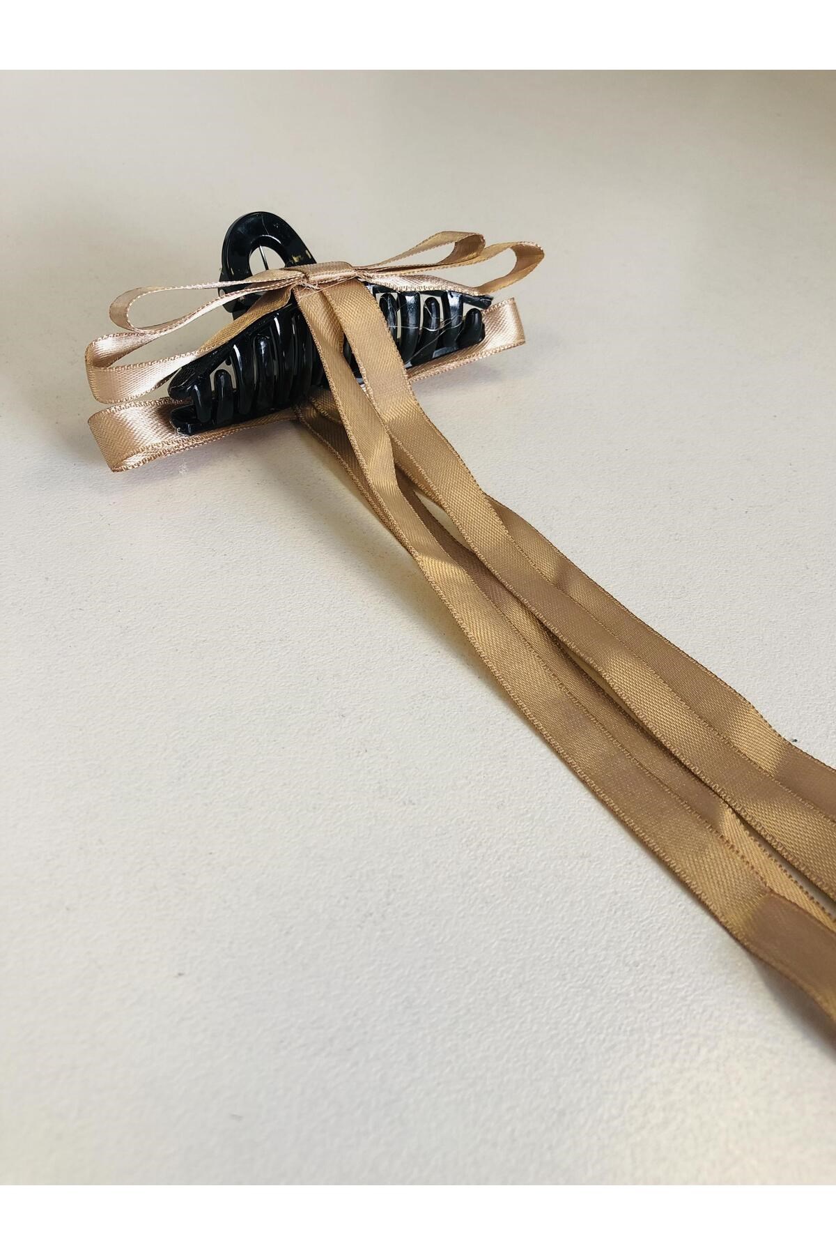 Kadın Renkli Kurdaleli Siyah Mandal Toka (10 Cm)
