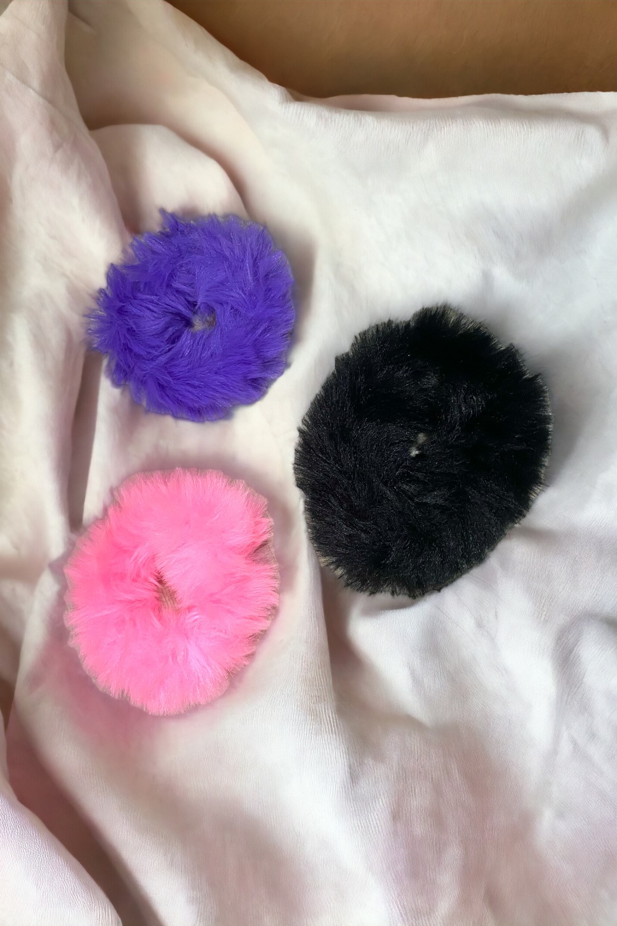 Kadın Ve Çocuk 3 Adet Peluş Lastik Toka