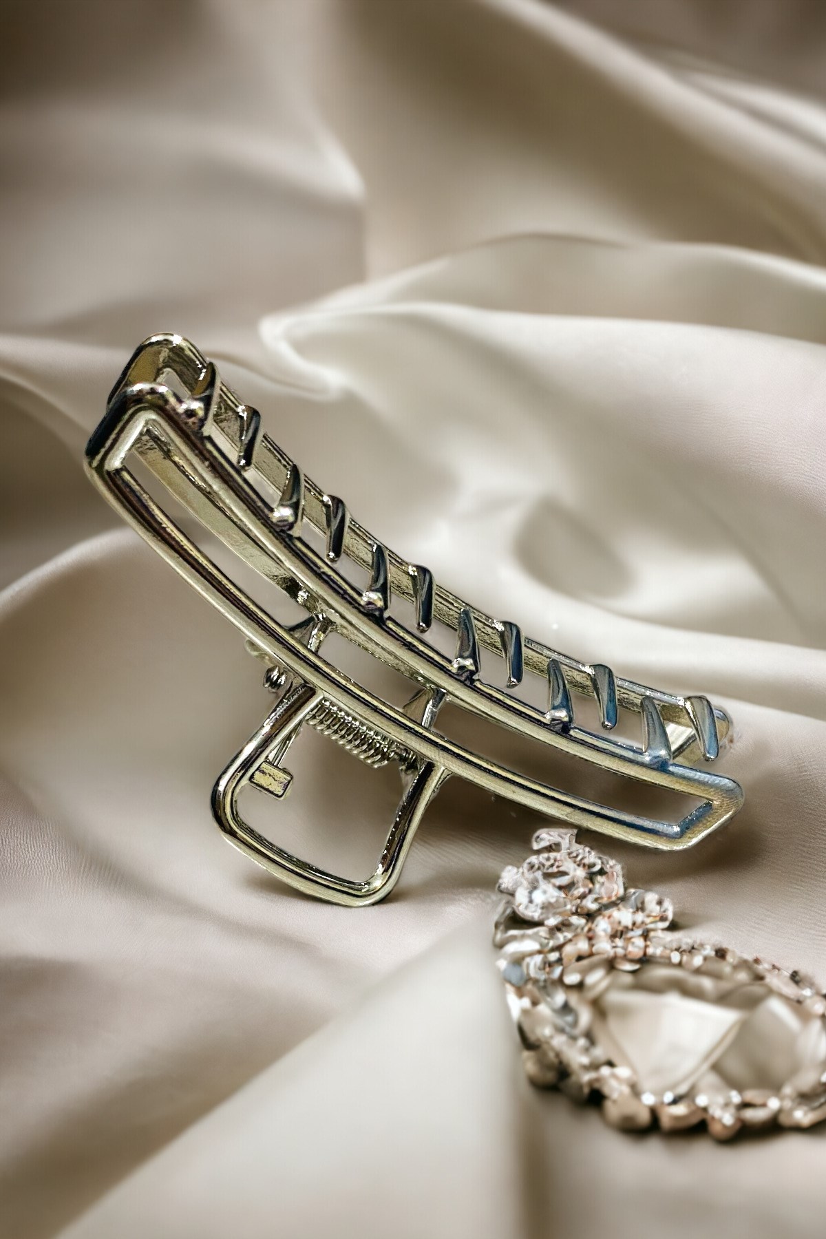 Kadın Yüksek Kalite Kararmaz 7.5 Cm Metal Toka