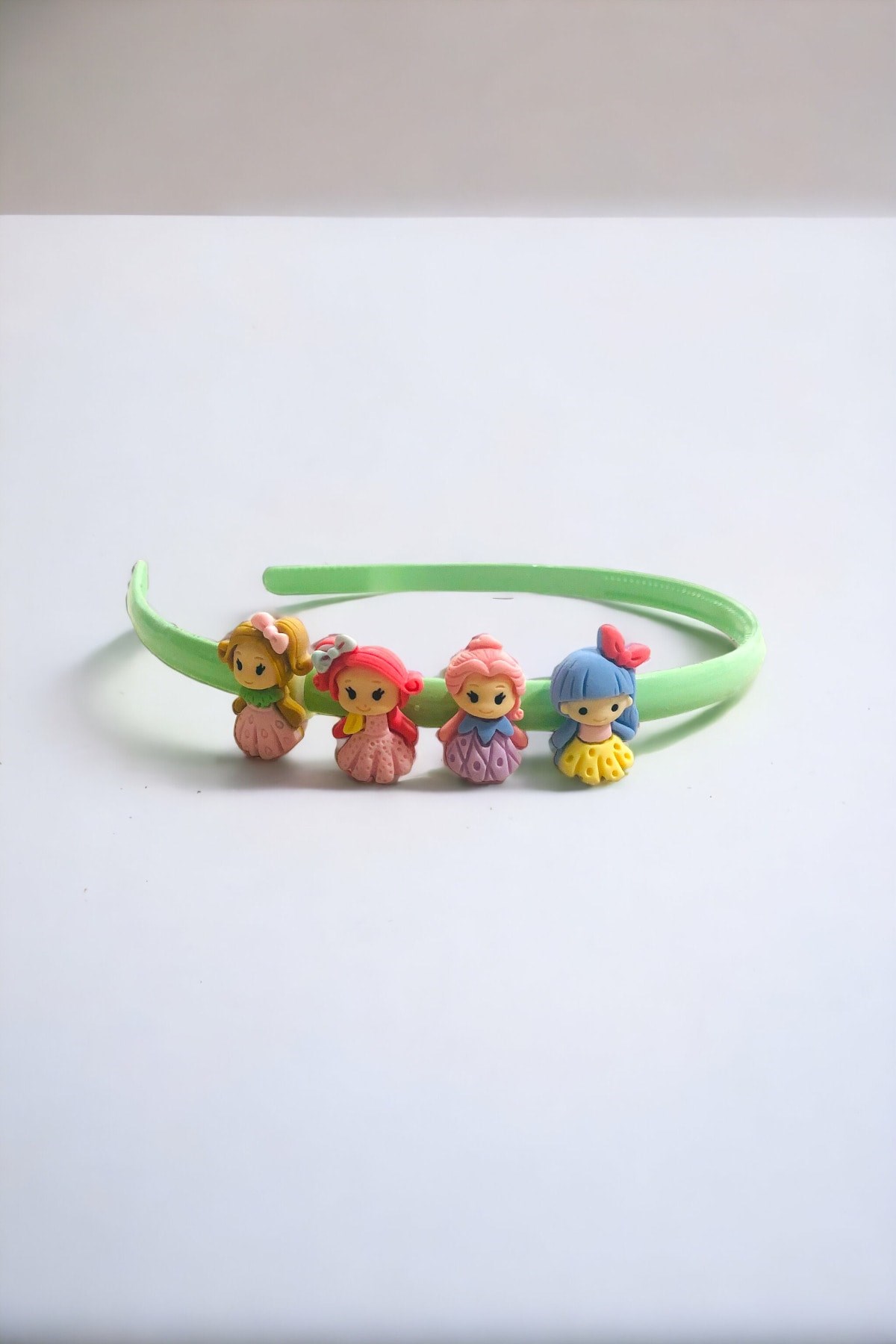 Kız Çocuk 4 Adet Bebek Figürlü Taraklı Taç