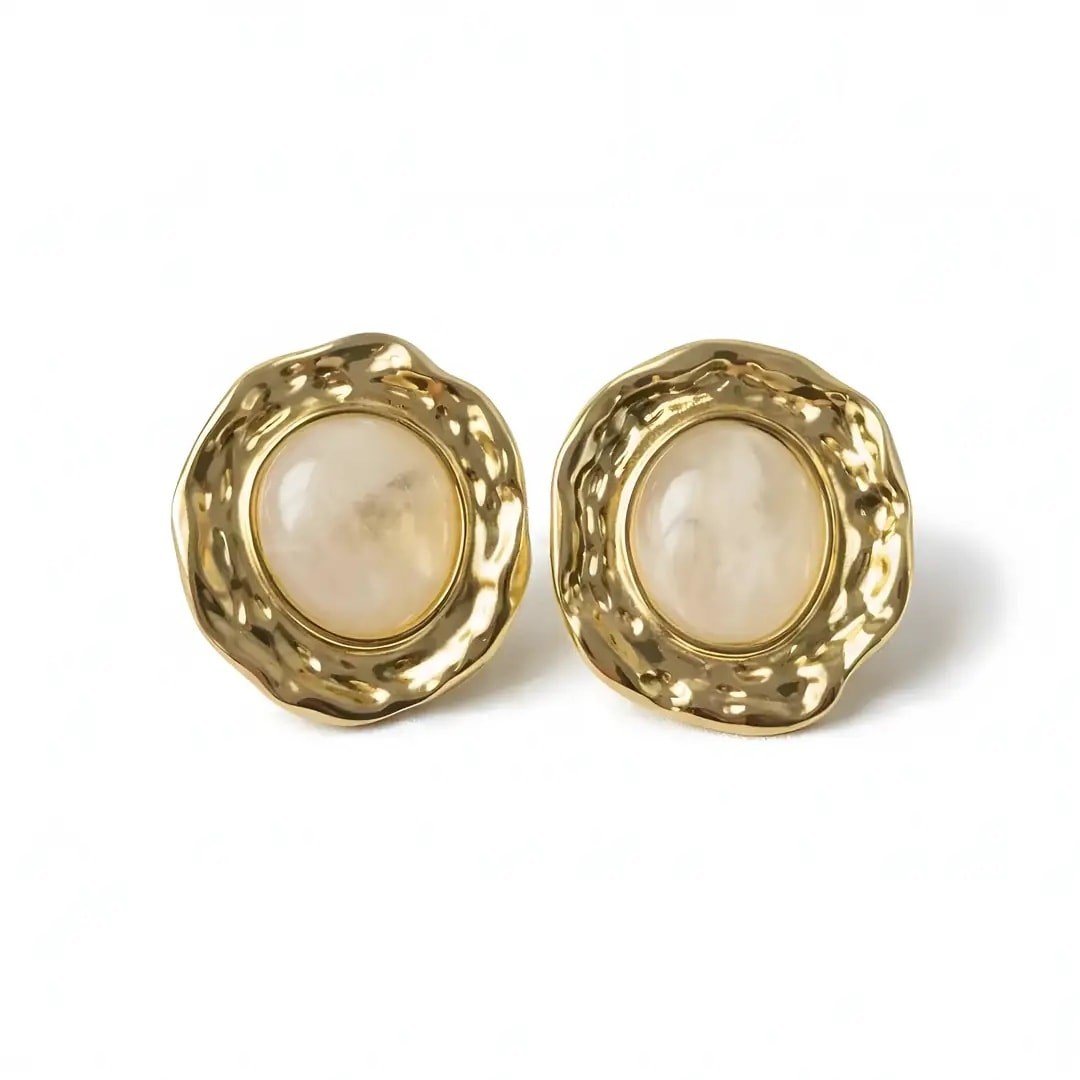 Krem Taşlı Gold Küpe