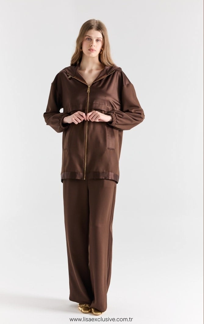 LİSA EXCLUSİVE Gold Detaylı Kapşonlu Sweat - Pantolon Takım