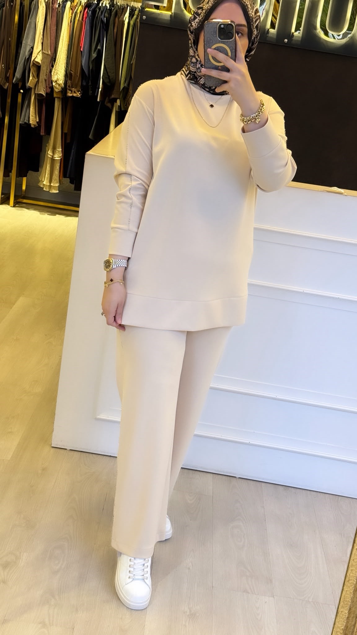 LİSA EXCLUSİVE Kenar İşlemeli Takım