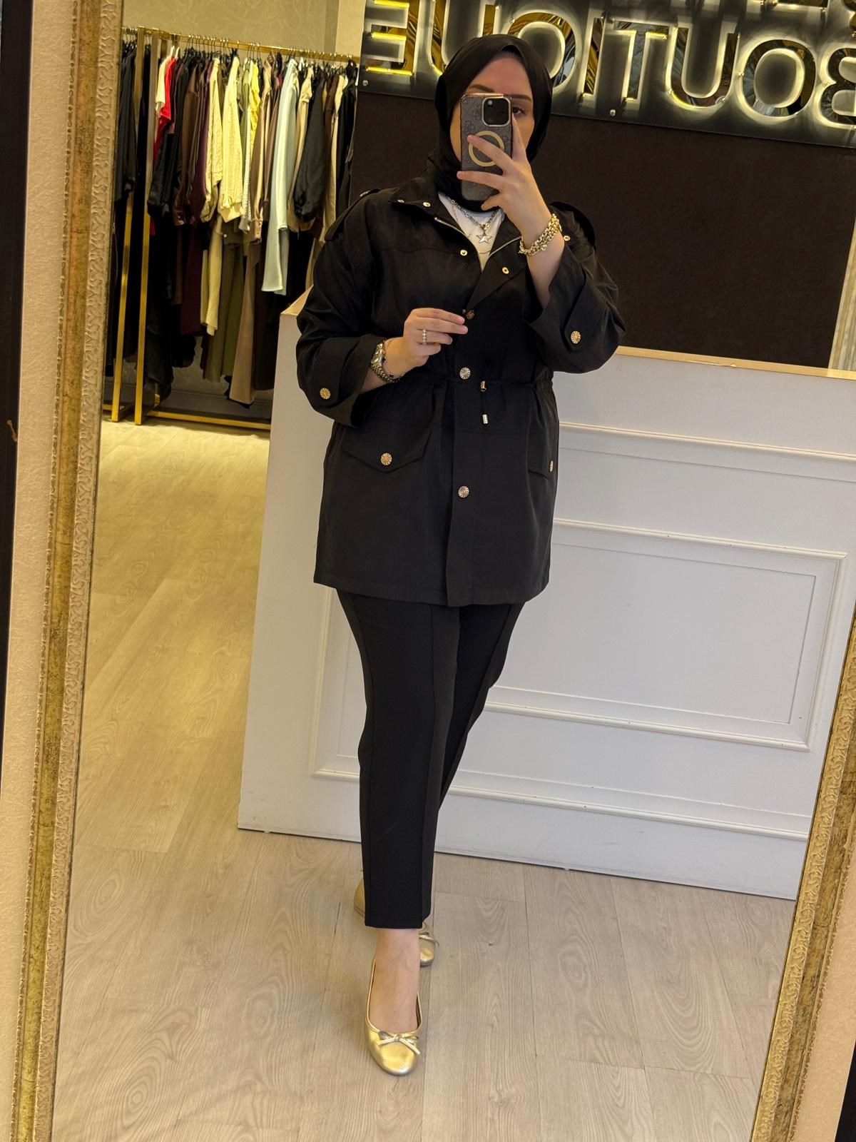 LİSA TRENÇ
