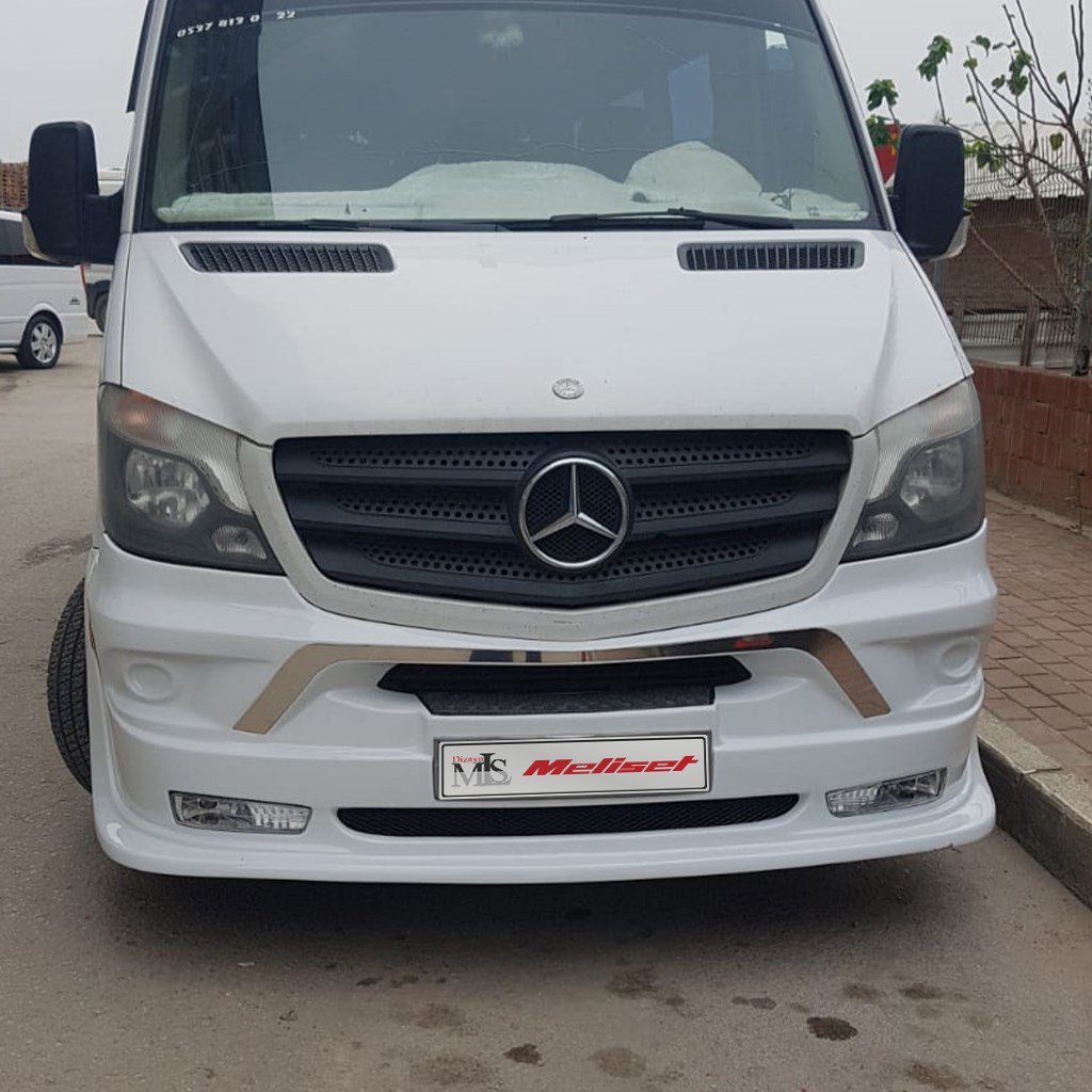 Mercedes Sprinter W906 Facelift Era Sisli Flaplı Ön Tampon Geçme 2014-2018 Yılı ve Arasına Uyumludur