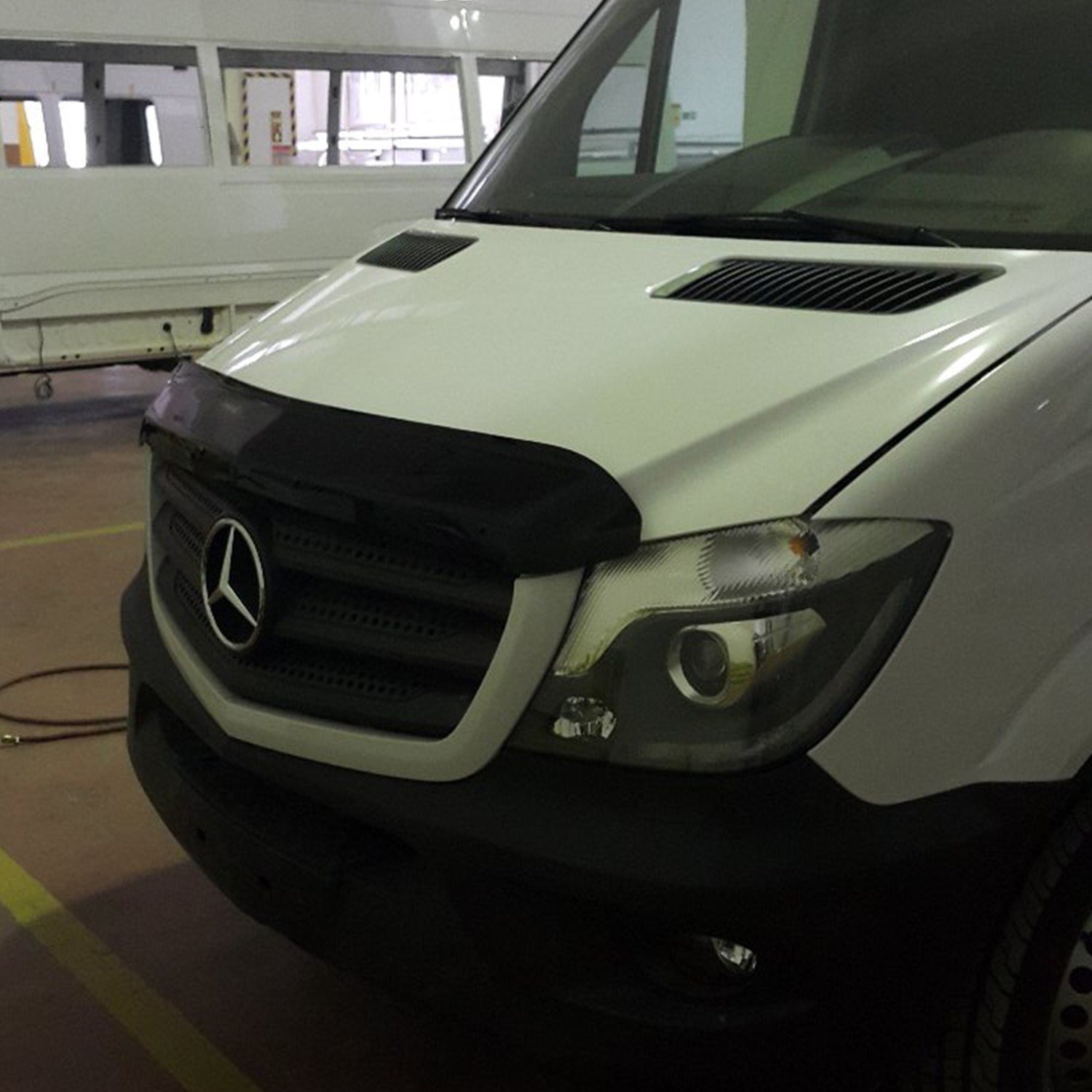 Mercedes Sprinter W906 Ön Kaput Rüzgarlığı 2014-2017 Yılı ve Arasına Uyumludur