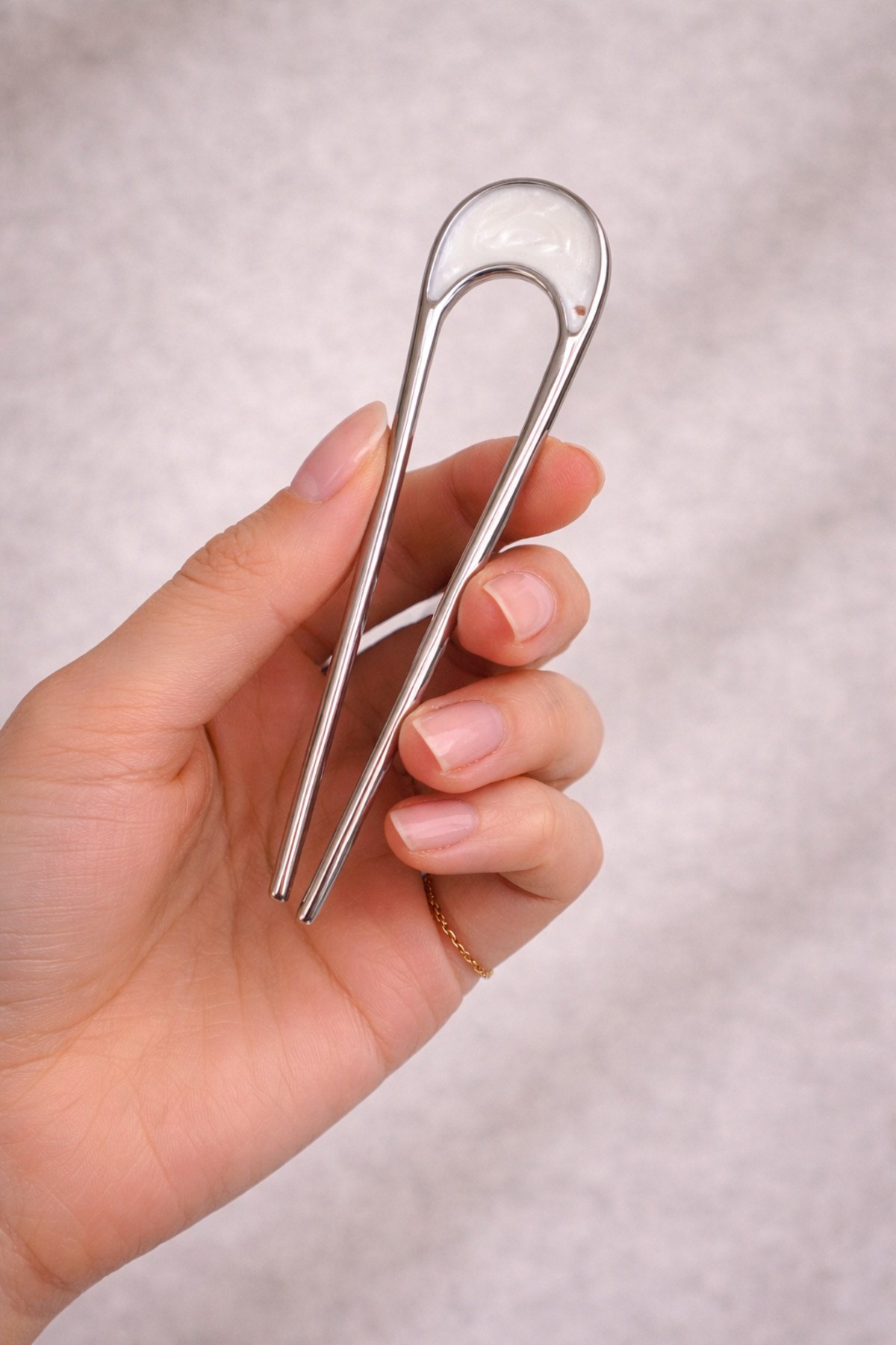 Metal Topuz Tokası 10 Cm Fransız Model Saç Çubuğu Kemik Detaylı Güçlü Tutuş Şık Kadın Saç Aksesuarı
