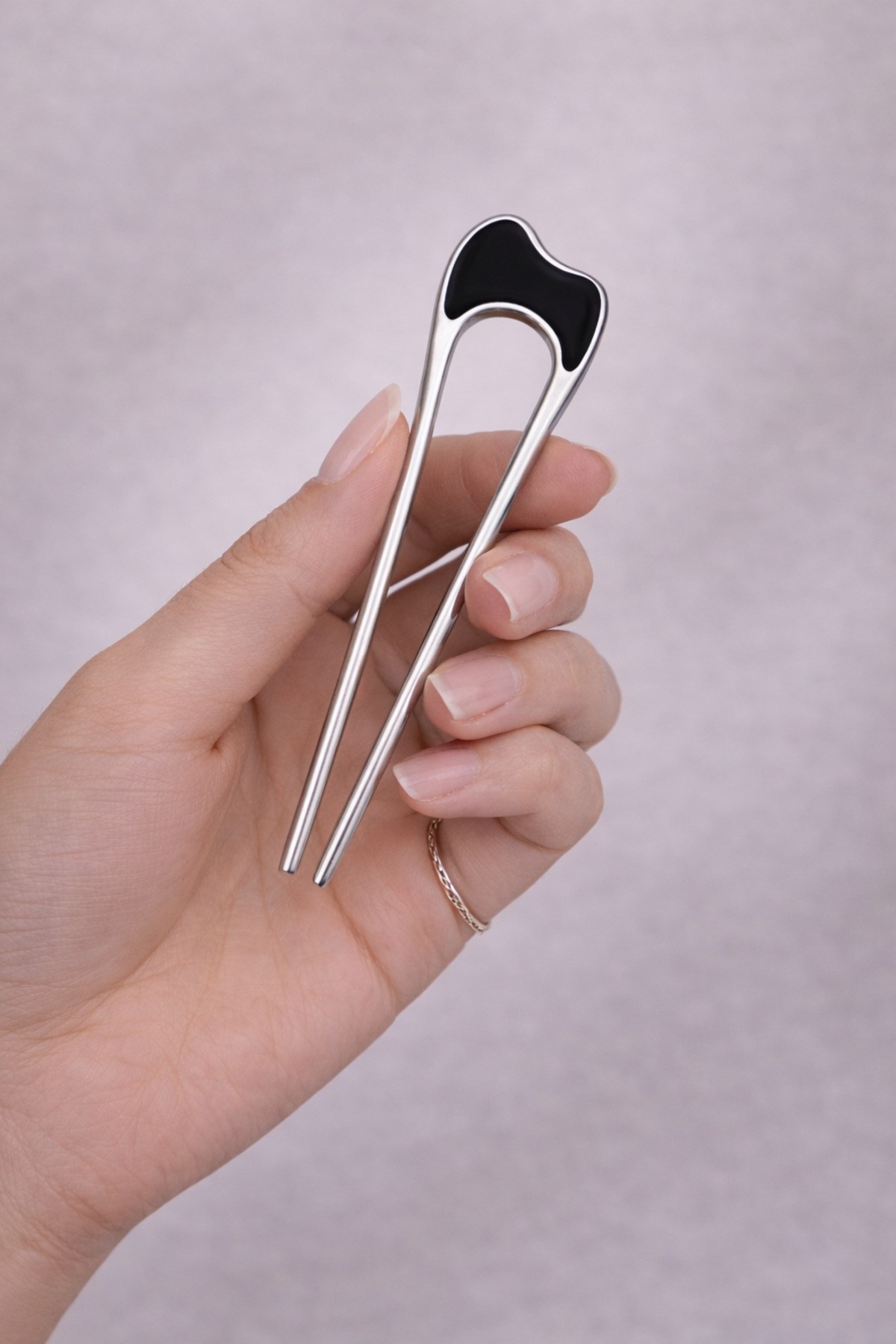 Metal Topuz Tokası 11 Cm Fransız Model Saç Çubuğu Kemik Detaylı Güçlü Tutuş Şık Kadın Saç Aksesuarı