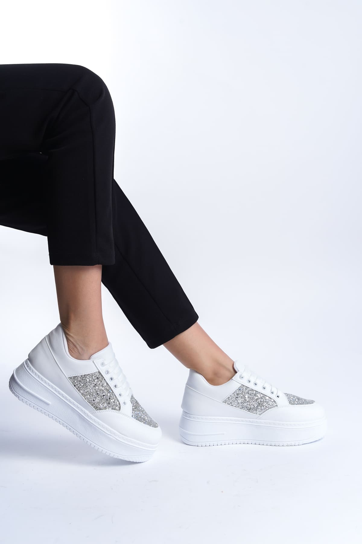 MIPA Bağcıklı Ortopedik Taban Simli Kadın Sneaker Spor Ayakkabı  CBT - Beyaz