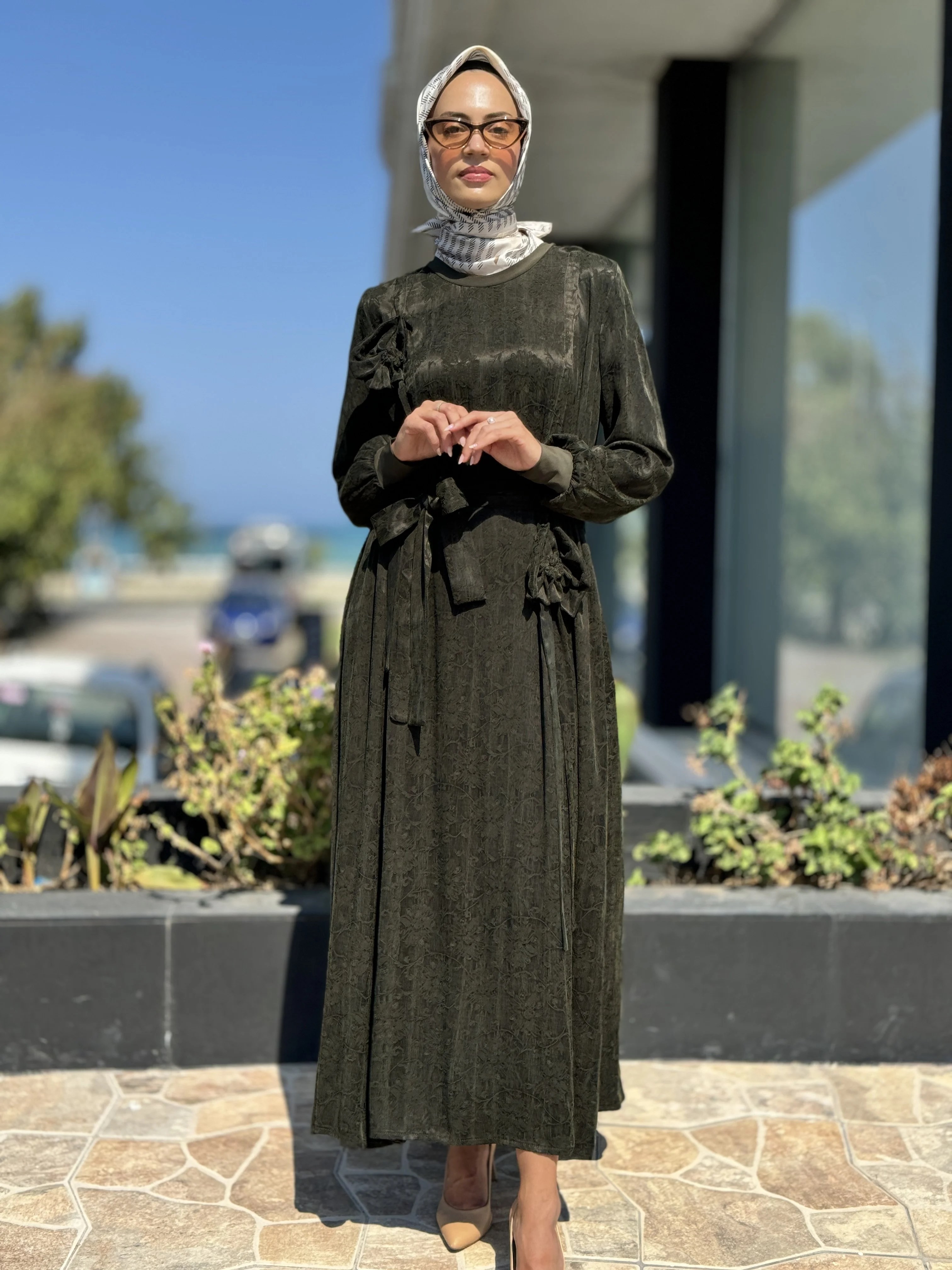 MİSSWHENCE 36800 GÜL DETAYLI CUPRO İPEK ELBİSE