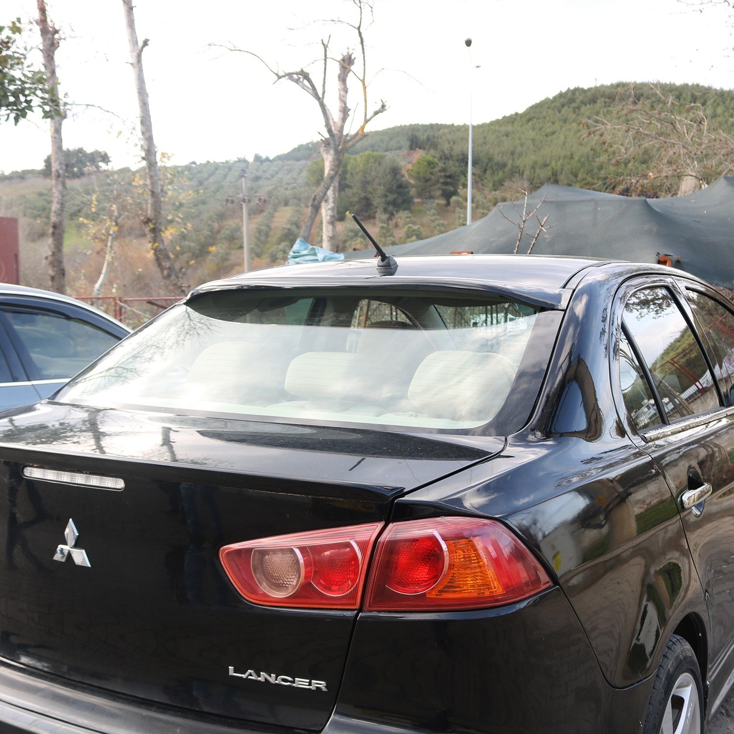 Mitsubishi Lancer Arka Cam Üstü Spoiler 2007-2017 Yılı ve Arasına Uyumludur