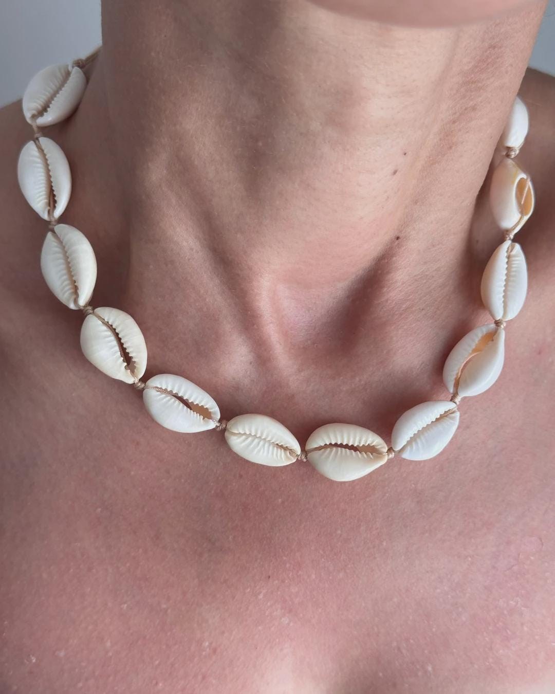 Natural Cowrie Shell Necklace Adjustable Boho Beach Jewelry for Women