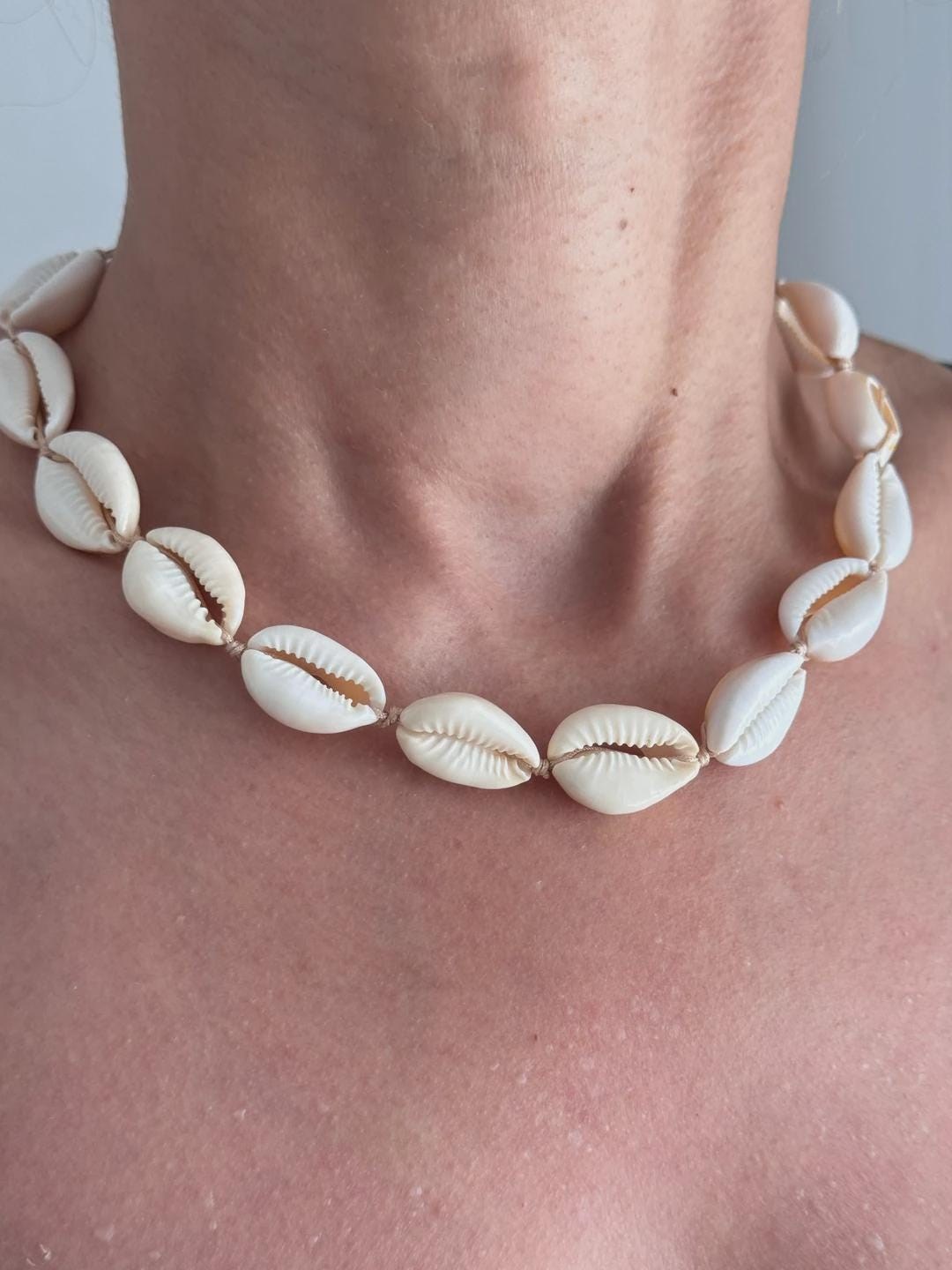 Natural Cowrie Shell Necklace Adjustable Boho Beach Jewelry for Women