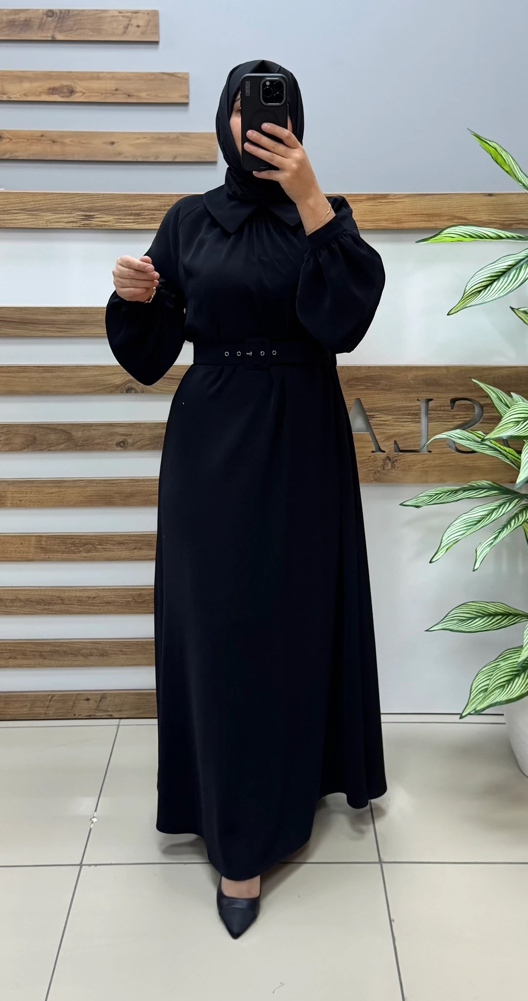 NUSS Kemer Hediyeli Yaka Detaylı Uzun Elbise