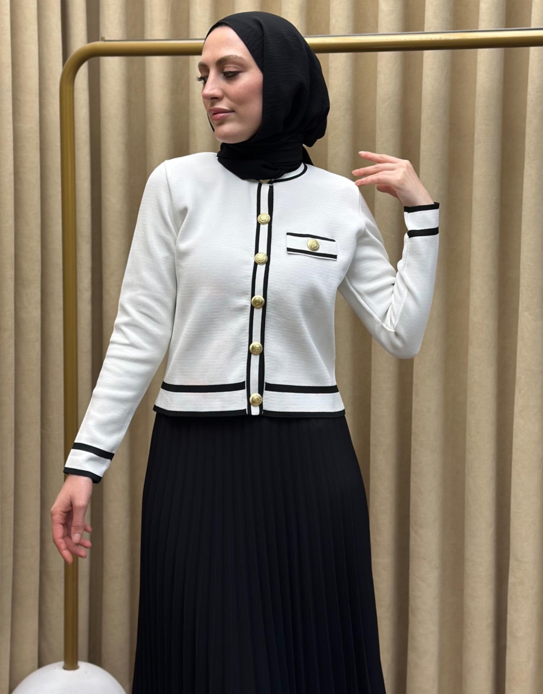 NUSS Merserize Triko Düğme Detay Kısa Hırka