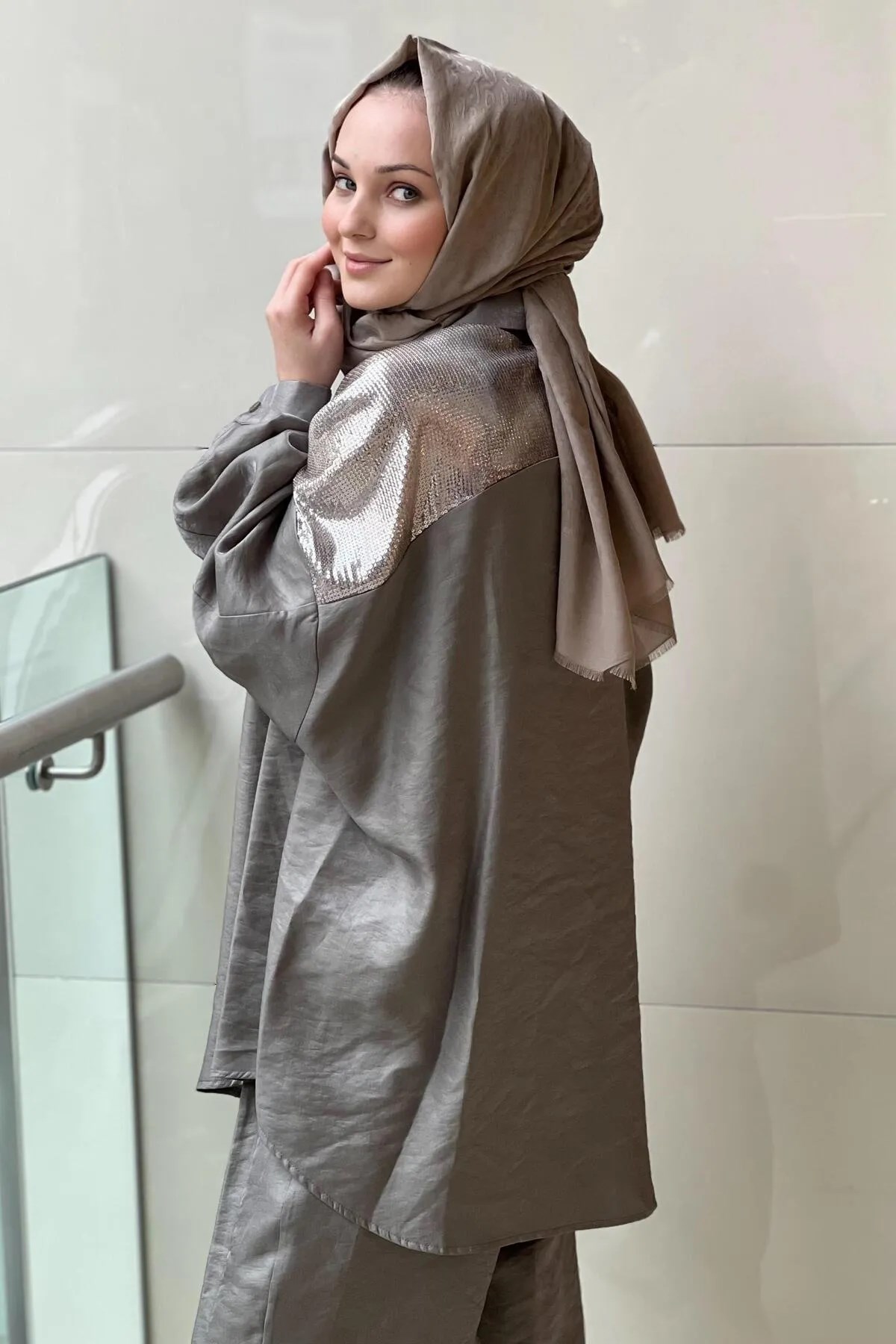 NUSS Pul Detaylı Gömlek Pantolon Takım