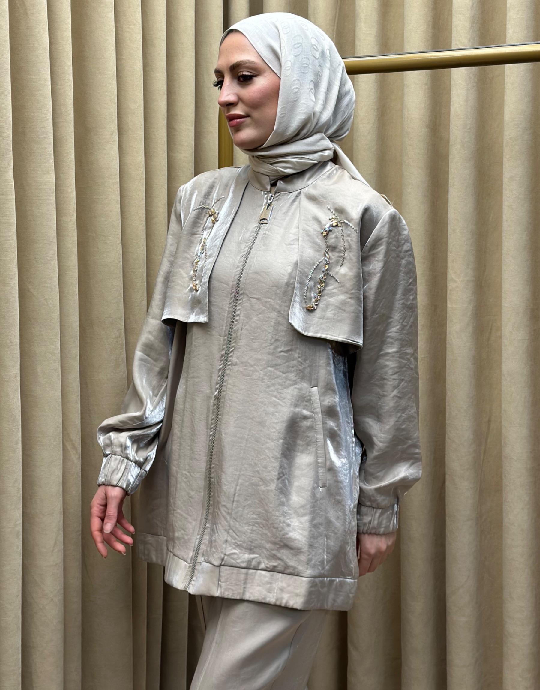 NUSS Taş Detaylı Parla Kumaş Ceket Pantolon Takım