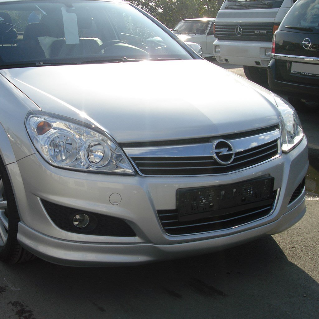 Opel Astra H Sedan Ön Karlık 2008-2010 Yılı ve Arasına Uyumludur