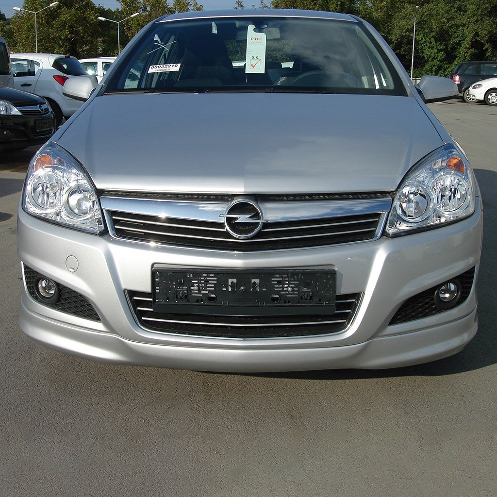 Opel Astra H Sedan Ön Karlık 2008-2010 Yılı ve Arasına Uyumludur