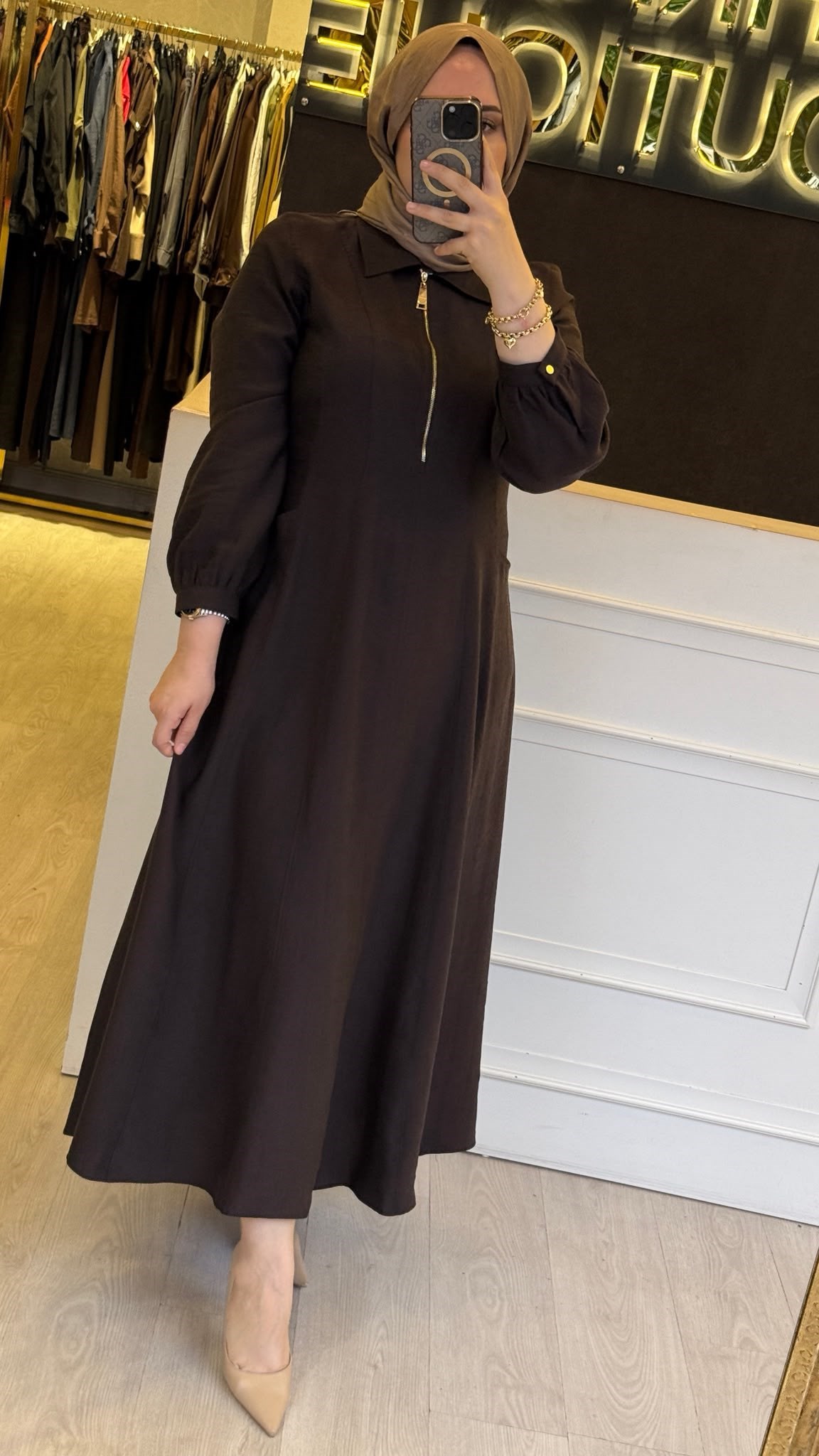 PEARLY Önü Fermuarlı İstiridye Kemerli Elbise