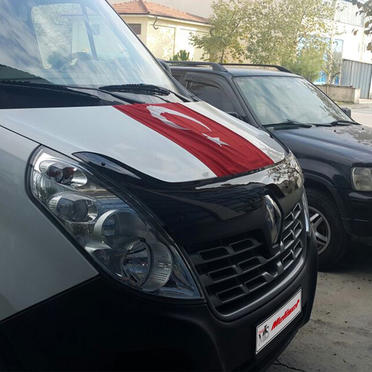 Renault Master Ön Kaput Rüzgarlığı 2014-2018 Yılı ve Arasına Uyumludur