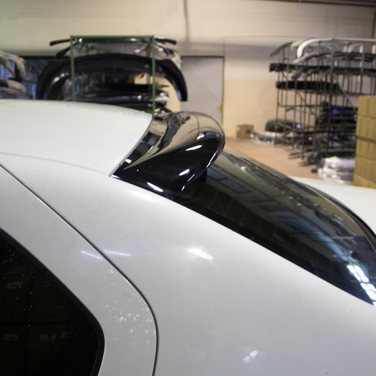 Renault Symbol Arka Cam Üstü Spoiler 2013 Yılı ve Sonrasına Uyumludur