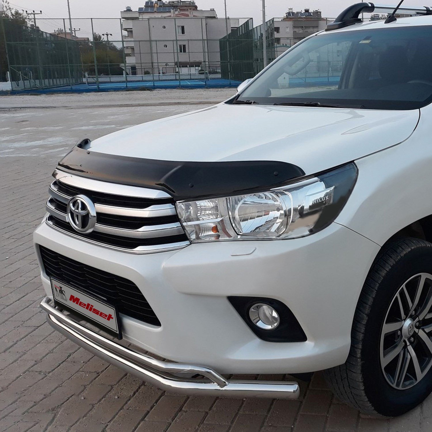 Toyota Hilux Ön Kaput Rüzgarlığı 2015-2020 Yılı ve Arasına Uyumludur