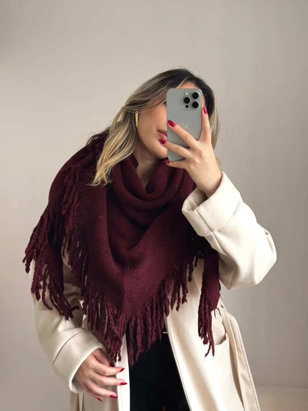 Üçgen Püsküllü Triko Şal Kahverengi