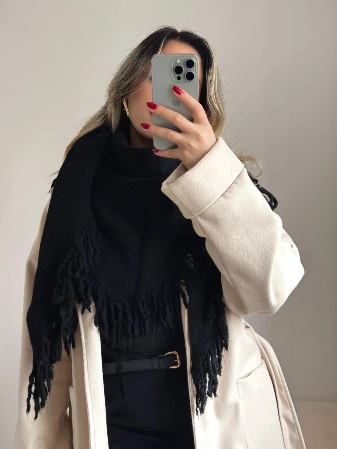 Üçgen Püsküllü Triko Şal Kahverengi