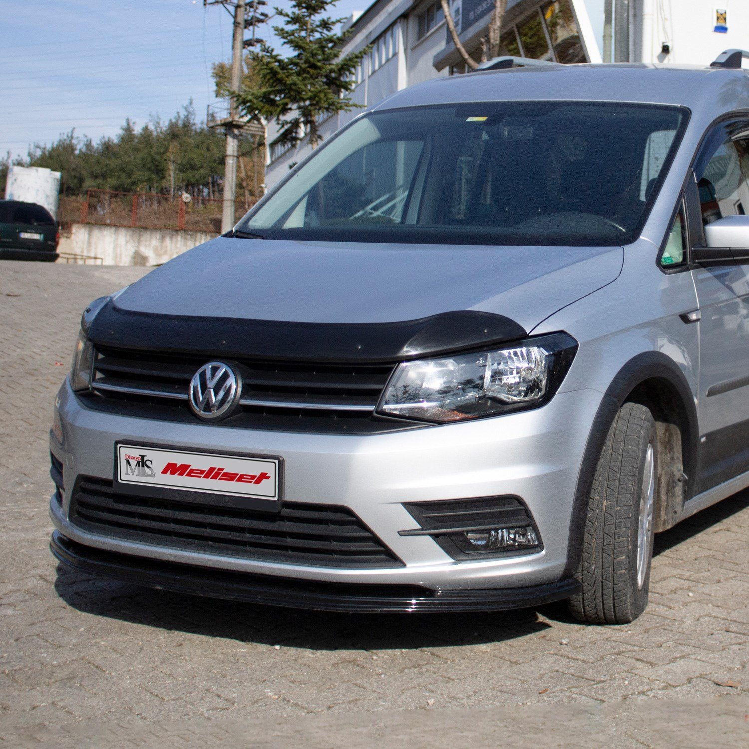 Volkswagen Caddy Ön Kaput Rüzgarlığı 2015-2020 Yılı ve Arasına Uyumludur