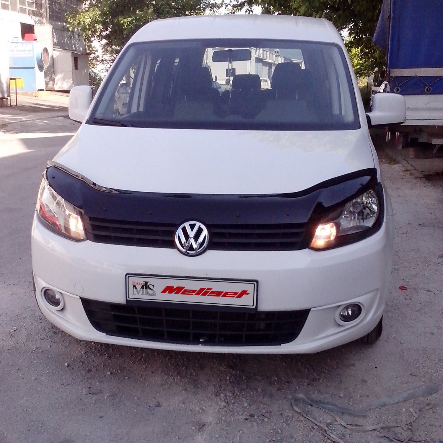 Volkswagen Caddy Ön Kaput Rüzgarlığı 2010-2015 Yılı ve Arasına Uyumludur