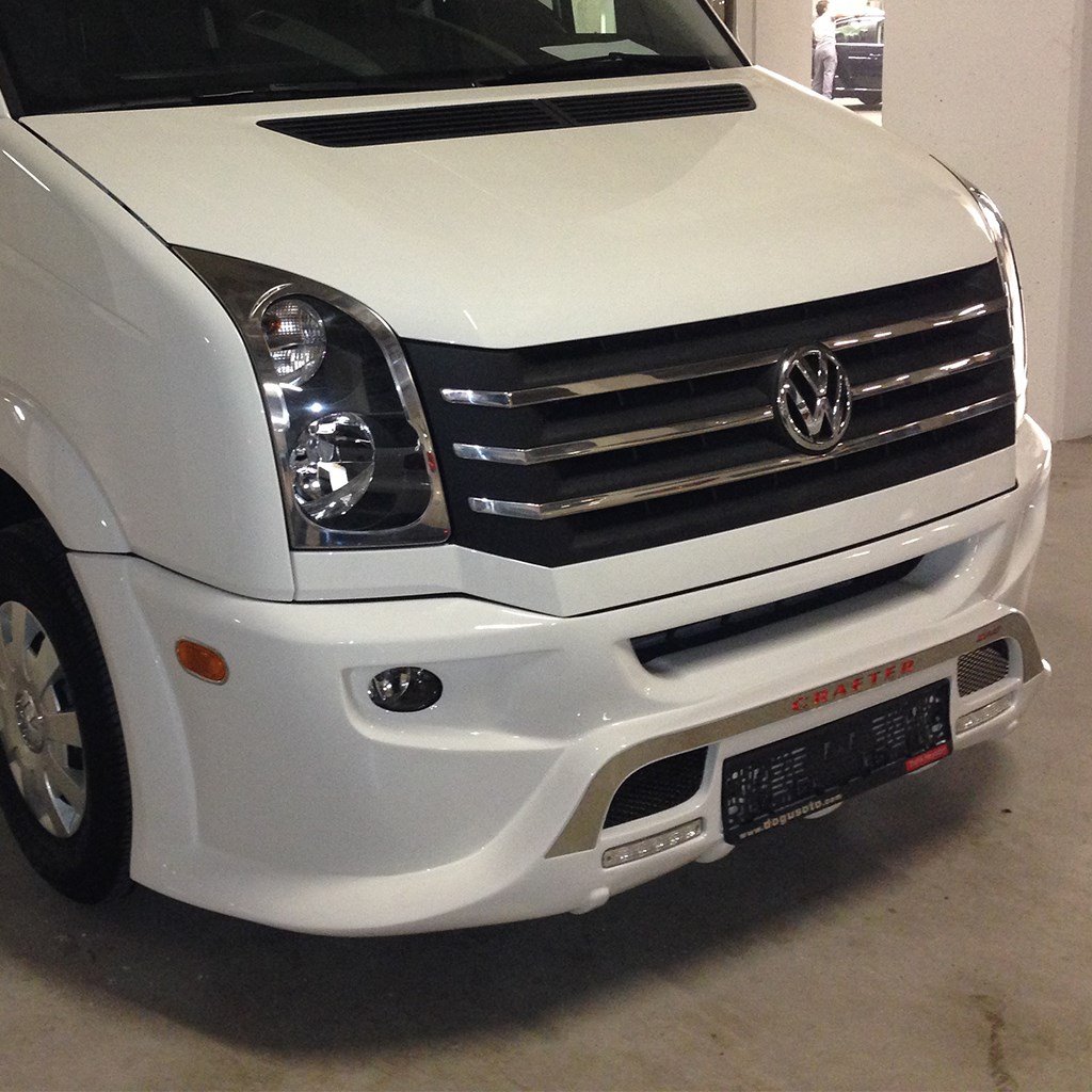 Volkswagen Crafter Sport 3 Ön Tampon Geçme 2013-2017 Yılı ve Arasına Uyumludur